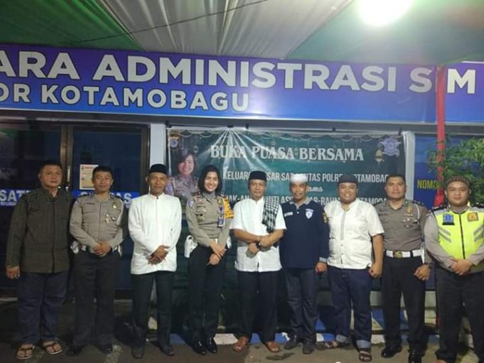 Satlantas Polres Kotamobagu Buka Puasa Bersama Anak Yatim