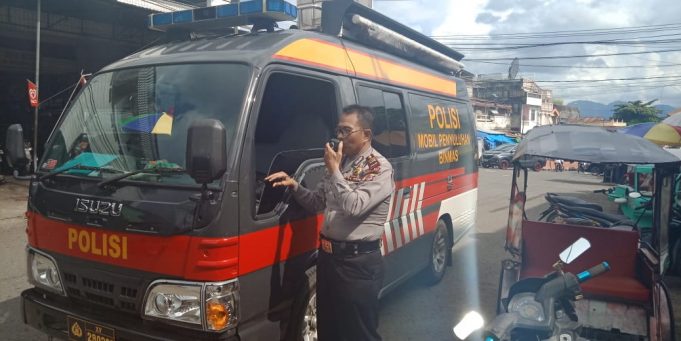 Kasat Binmas Himbauan Kamtibmas di Pasar rakyat dan pasar senggol