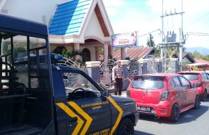 Ciptakan rasa aman, Polsek Kotamobagu laksanakan Patroli di Gereja-gereja.