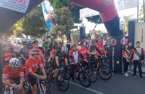 Yon Armed Bogani dan Polres Kotamobagu mengikuti Fun Bike 40 Km se-Sulut dan Gorontalo, Salam Sinergitas TNI- Polri
