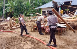 Tanggap bencana, Polres Kotamobagu kerahkan personil bantu evakuasi banjir Bolmong dan Bolmut