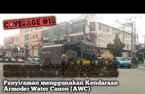 Sosialisasikan maklumat Kapolri & lakukan penyiraman desinfektan dengan AWC, Sabhara & Humas kolaborasi.