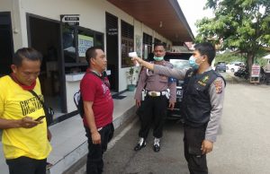 Cegah Covid-19, masuk Mako wajib masker & tes suhu tubuh.
