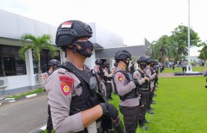 Pimpin apel kesiapsiagaan dalam rangka pengamanan perayaan hari raya Idul Fitri 1441 H.
