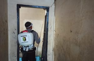 Cegah Penularan Covid-19,Polres Kotamobagu Semprot Disinfektan di Ruang Tahanan