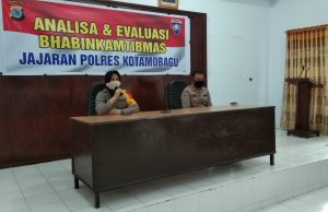 Pelaksanaan Anev bulanan, Wakapolres :”Antisipasi Covid-19 Para Bhabinkamtibmas harus mampu amati, tiru, & modifikasi”.