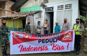 Sinergitas tanpa batas, Sat Lantas & Kipan gelar Baksos “TNI Polri Peduli” di Kotamobagu utara.