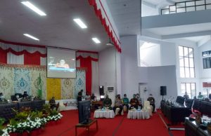 Kapolres Kotamobagu hadiri & turut mendengarkan Pidato Kenegaraan Presiden RI di Kantor DPRD.