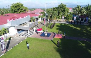 Memperingati HUT RI ke-75, Wakapolres Kotamobagu pimpin Upacara Bendera.