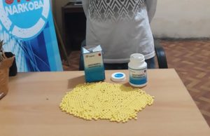 1004 butir Psikotropika jenis Trihexyphenidyl beserta Tersangkanya berhasil diamankan Sat Resnarkoba.