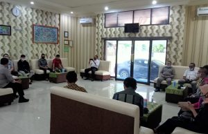 Ketua Forum Perguruan Tinggi Swasta se-BMR ajak mahasiswa tiap kampus diskusi UU Omnibus Law