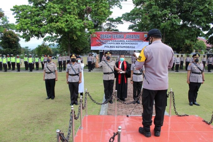 Kapolres pimpin serah terima 4 pejabat utama Polres Kotamobagu
