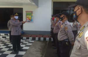 Kumpulkan Bhabinkamtibmas, Kapolres Kotamobagu ingatkan jadilah AC (Air Conditioner) agen pendingin Sitkamtibmas Desa Binaan