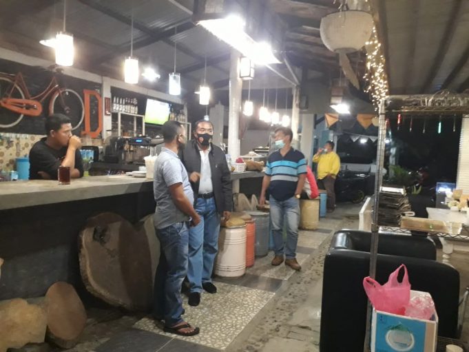 Sejumlah Cafe & Resto di Kotamobagu diberi himbauan dan pembatasan Waktu Operasional serta Larangan Acara Pesta Akhir Tahun saat Operasi Yustisi Polres Kotamobagu