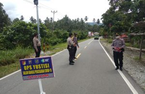Laksanakan Ops Yustisi di Desa Abak, Polsek Lolayan jaring puluhan pelanggar prokes