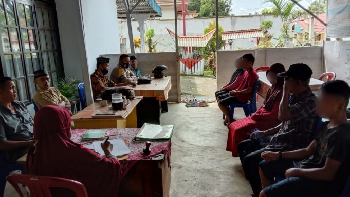 Bhabinkamtibmas Bilalang Baru mediasi perkelahian remaja warga binaanya