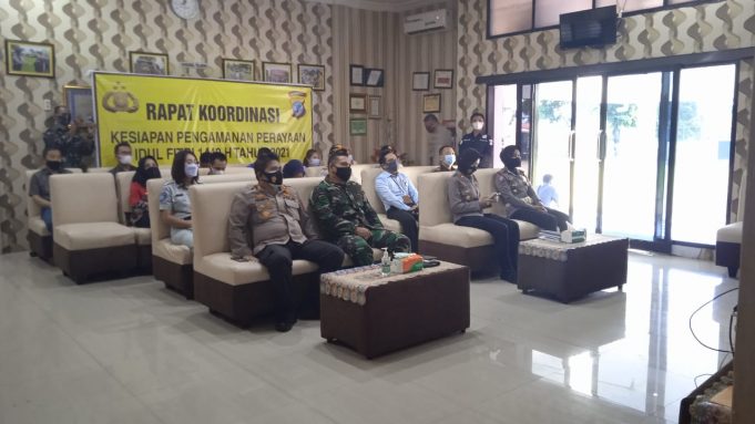 Jelang Pengamanan Idul Fitri 1442 H, Polres Kotamobagu, Kodim 1303 BM dan Instansi Terkait laksanakan Rakor dengan Kapolda Sulut