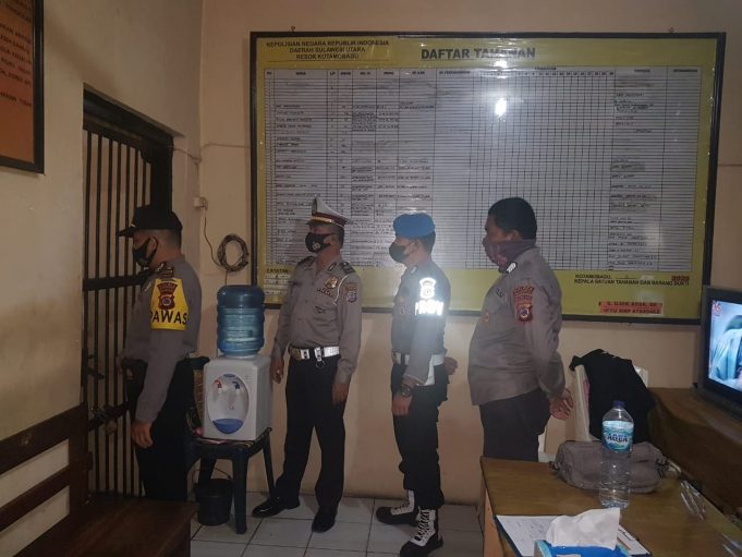 Terapkan Prokes yang ketat & keamanan dalam Rutan, Kasat Tahti & Piket Perwira rutin lakukan pengecekan.