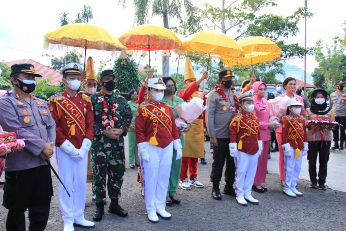 Laksanakan kunjungan kerja di Kota Kotamobagu, Kapolda Sulut :’Terus bangun solidaritas TNI-Polri, Pemda & Stake holders.