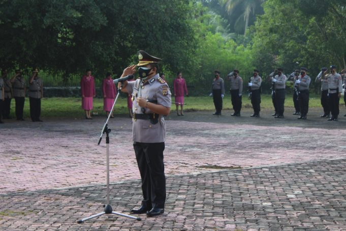Sambut Hari Bhayangkara Ke-75, Polres Kotamobagu ziarah & tabur bunga di TMP Mongkonai.