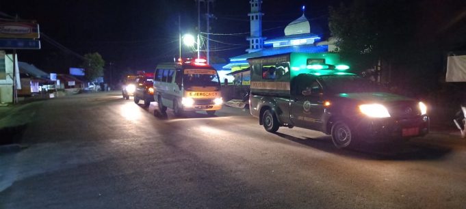 Patroli malam hari, Kapolres Kotamobagu sampaikan respek/salut terhadap kesadaran/kepatuhan Masyarakat atas penerapan PPKM di Kotamobagu.