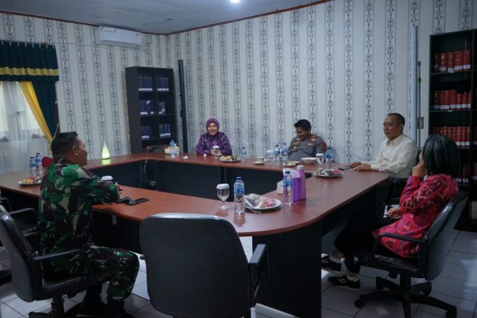 Kapolres Kotamobagu bersama Forkopimda lintas BMR hadiri syukuran peringatan Hari Bhakti Adhyaksa Ke-61.