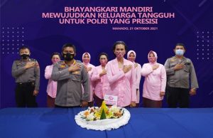 HKGB ke-69, Kapolres Kotamobagu mendorong Bhayangkari ciptakan keluarga yang tangguh