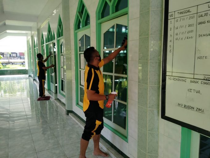 Bakti Religi, Polres Kotamobagu gelar Kerja Bakti di Masjid, Gereja dan Pura