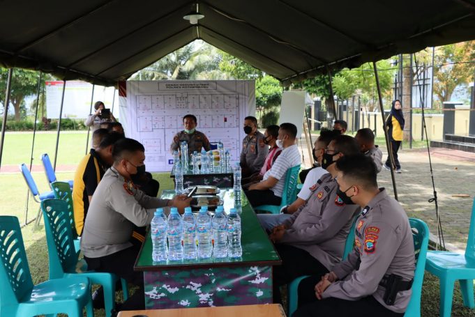 Team Psikologi Biro SDM Polda Sulut berikan trauma healing terhadap Personil Polres Kotamobagu.