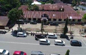 Laksanakan korve untuk sentuhan akhir, gedung sementara Polres Kotamobagu jadi bangunan megah ditengah kota.