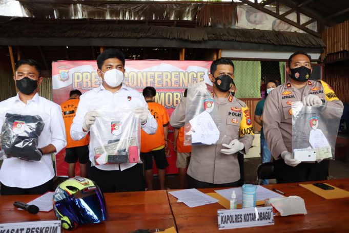 Sat Reskrim Polres Kotamobagu ungkap dan tangkap pelaku Jambret yang resahkan masyarakat