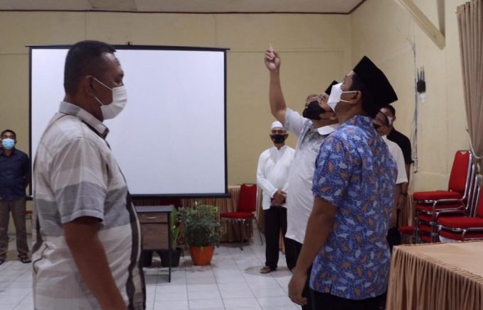 Satu kata Kapolda Sulut saat berkunjung di Polres Kotamobagu sementara selepas tarawih, ’cantik’.