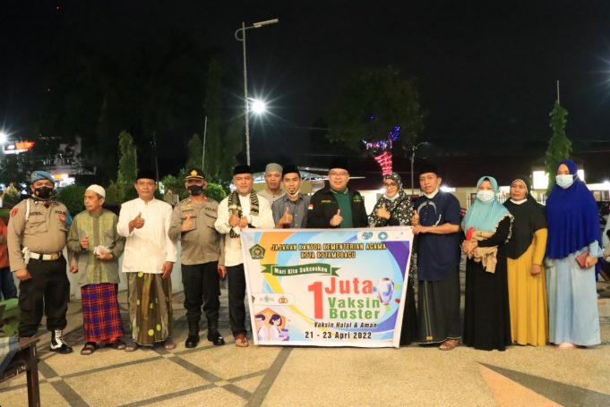 Masuki hari ke-2 gerakan 1 juta vaksin booster, Polres Kotamobagu ajak masyarakat sukseskan bersama.