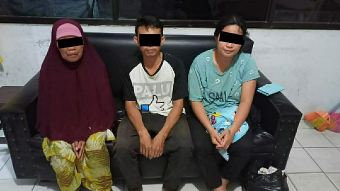 Kasus Penganiayaan Anak Balita, Tim Resmob Polres Kotamobagu Serahkan 3 Warga Kotamobagu ke Polres Gorontalo