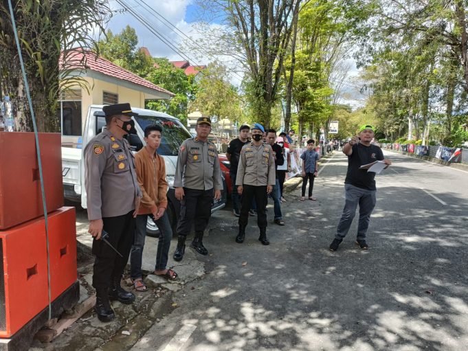 Kabag Ops Pimpin Langsung Pengamanan Road Race Yang Digelar Di Sircuit Jalur Dua Kotamobagu.
