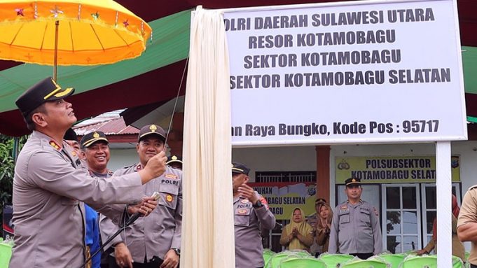 Kukuhkan Polsubsektor Kotamobagu Selatan, Kapolres ajak Camat, Lurah dan Sangadi Kolaborasi Jaga Kamtibmas