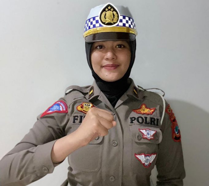 Melalui Media Sosial, Kanit Reg Ident Sat Lantas Polres Kotamobagu Imbau Generasi Milennial