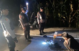 Tim Presisi Polres Kotamobagu Bubarkan Pemuda Pesta Miras