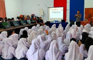 Satuan Binmas Laksanakan Binluh Terkait Bahaya Paham Radikal Serta Pelecehan Seksual Di Sekolah-Sekolah