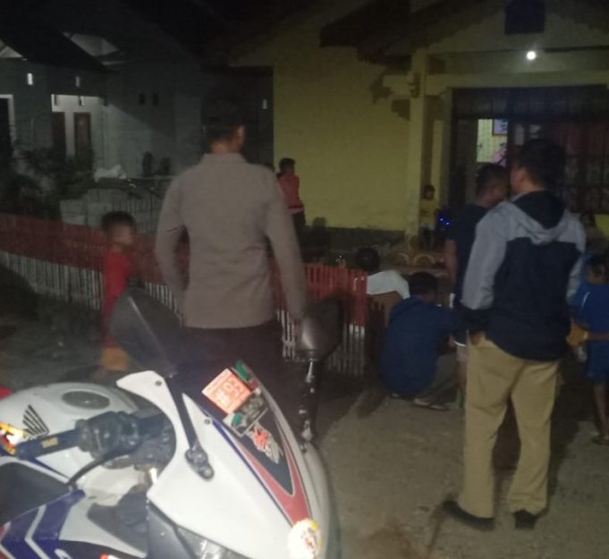 Bhabinkamtibmas Bripka Risto Sambangi Warga RT 08 Kelurahan Gogagoman Sekaligus Sampaikan Pesan Kamtibmas