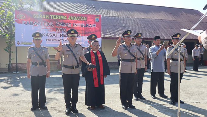 Kapolres Kotamobagu AKBP Dasveri Abdi, SIK Pimpin Sertijab Kabag Log, Kasat Intelkam dan Kasat Reskrim