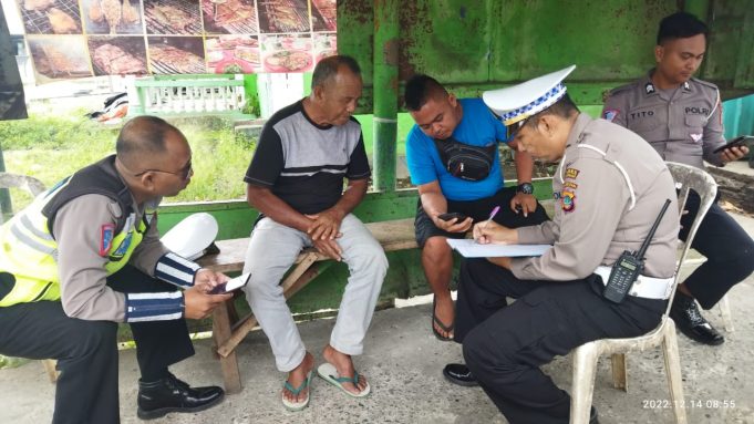 Personil Sat Lantas Polres Kotamobagu Laksanakan Giat Penertiban Taksi Gelap