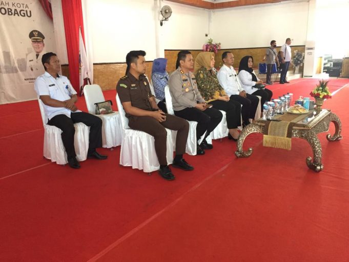 Kapolres Kotamobagu hadiri kegiatan zoom meeting dalam rangka penandatanganan kerja sama APIP & APH