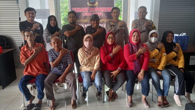 Lewat Jumat Curhat Kapolsek Kotamobagu Utara Terima Saran Serta Kritikan Dari Warga