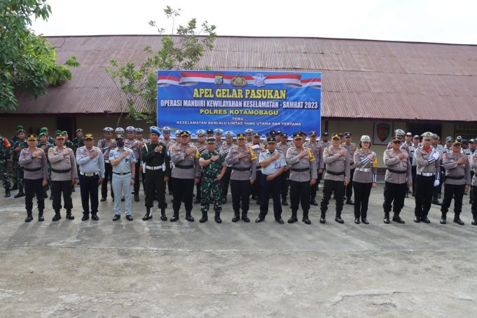 Turut didampingi Dandim 1303 Bolmong, Kapolres Kotamobagu Pimpin Apel Operasi Keselamatan, ini 8 Sasarannya.