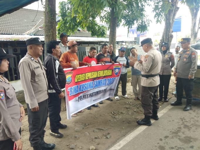 Sat Binmas Polres Kotamobagu Sosialisasi Operasi Bina Kusuma di Desa Inuai