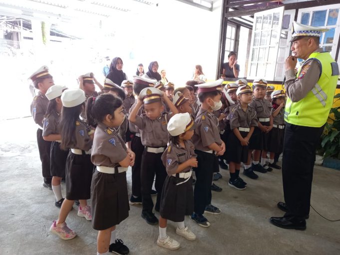Unit Kamsel Sat Lantas Polres Kotamobagu Cipta Generasi Tertib Lalu Lintas Sejak Dini