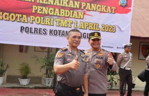 Kapolres Kotamobagu Pimpin Upacara Kenaikan Pangkat Pengabdian Satu Personil Berpangkat AKBP