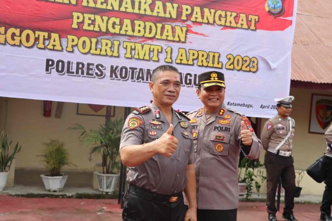 Kapolres Kotamobagu Pimpin Upacara Kenaikan Pangkat Pengabdian Satu Personil Berpangkat AKBP