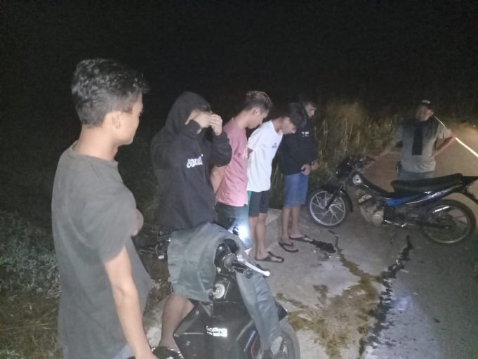 Teguk Miras Pemuda Desa Bungko Dibubarkan Tim Resmob Polres Kotamobagu